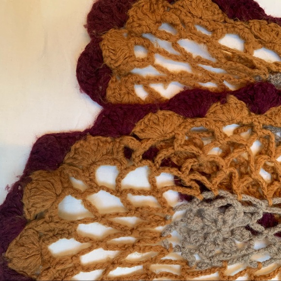 Lucky Brand Scarf - Picture 5 of 6